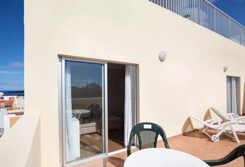 ホテル NH Las Palmas Playa Las Canteras