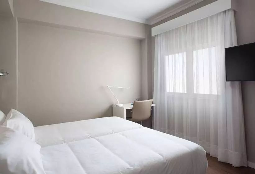 ホテル NH Las Palmas Playa Las Canteras