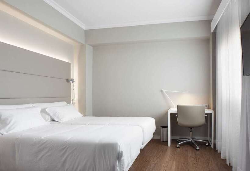 ホテル NH Las Palmas Playa Las Canteras