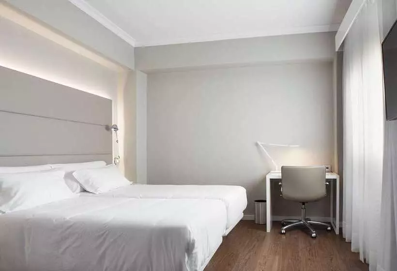 ホテル NH Las Palmas Playa Las Canteras