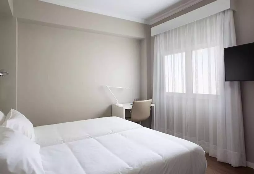 ホテル NH Las Palmas Playa Las Canteras