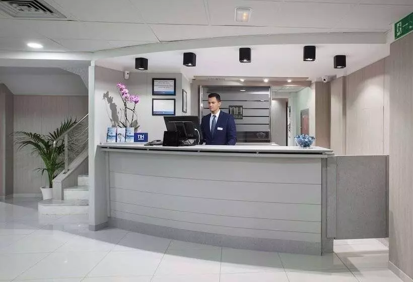 ホテル NH Las Palmas Playa Las Canteras