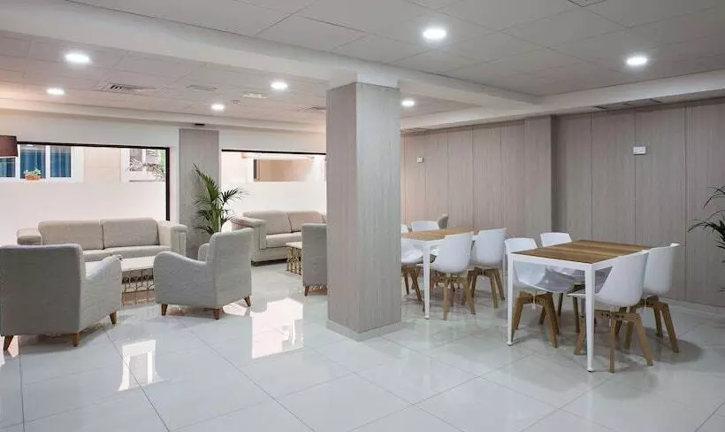 ホテル NH Las Palmas Playa Las Canteras