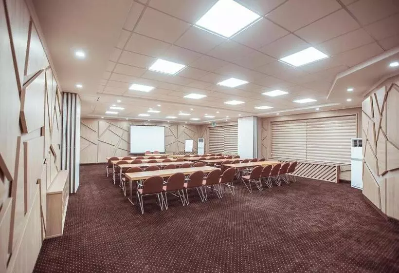 فندق Shodlik Palace