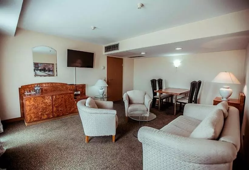 فندق Shodlik Palace