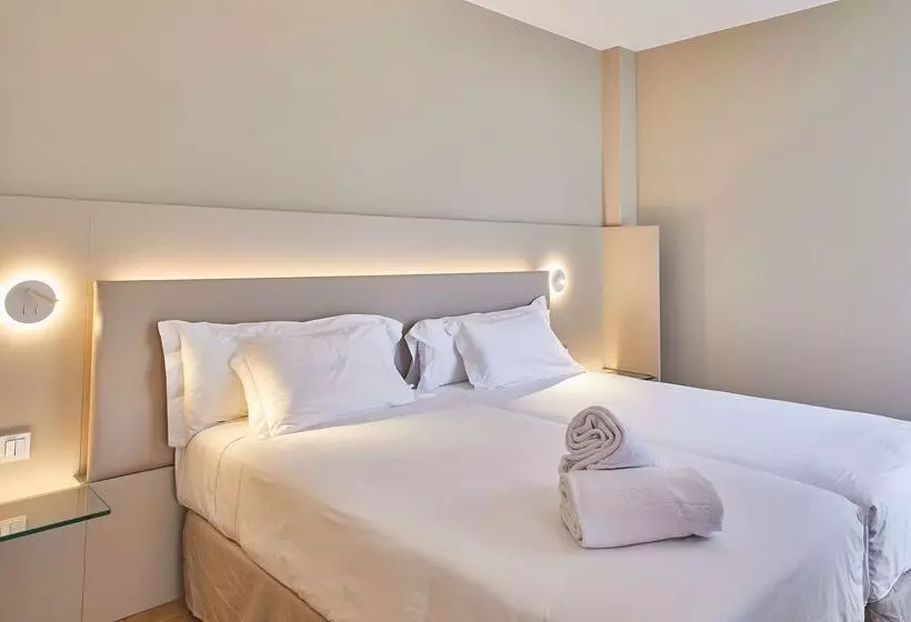 هتل Silken Reino De Aragon