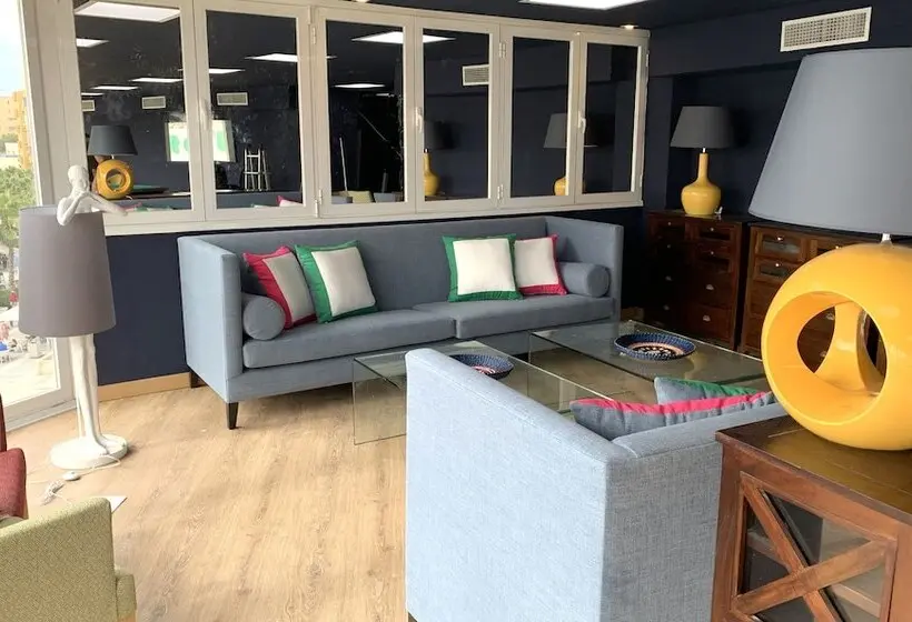 בית מלון כפרי Sireno Torremolinos