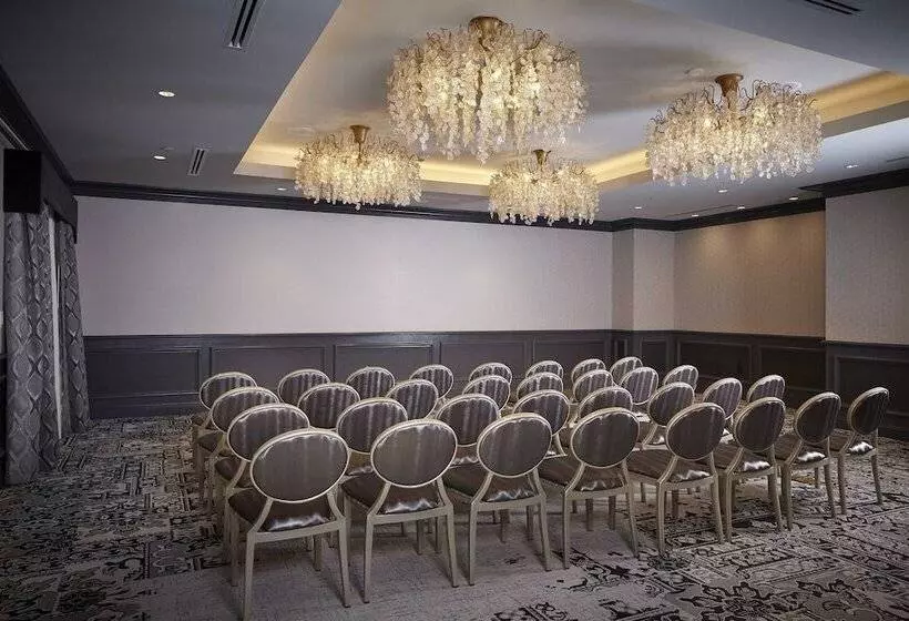 The Burgess Hotel, Atlanta, A Tribute Portfolio