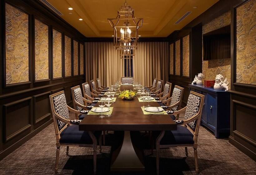 The Burgess Hotel, Atlanta, A Tribute Portfolio