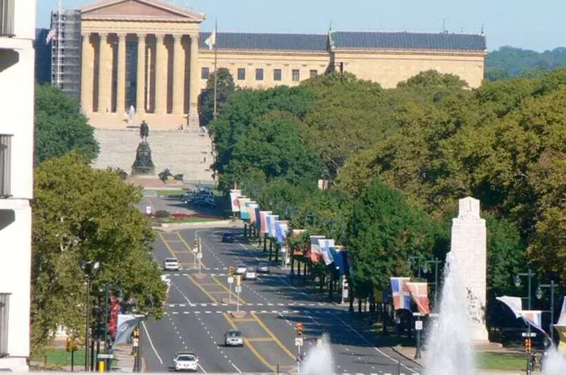 ホテル The Windsor Suites Philadelphia