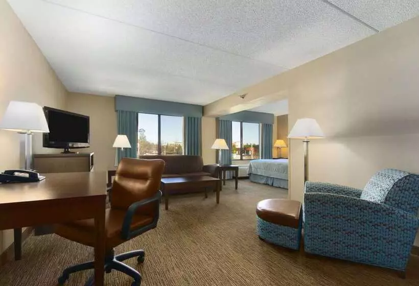 فندق Independent Sphc Cross Creek Inn & Suites