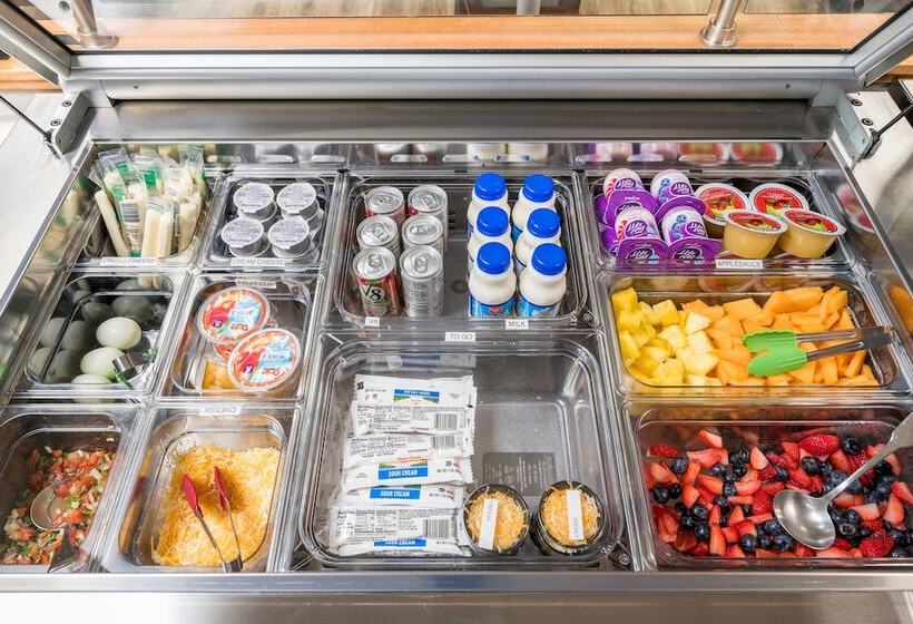 Otel Wood River Inn & Suite