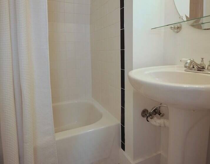 Otel Yankee Peddler Inn