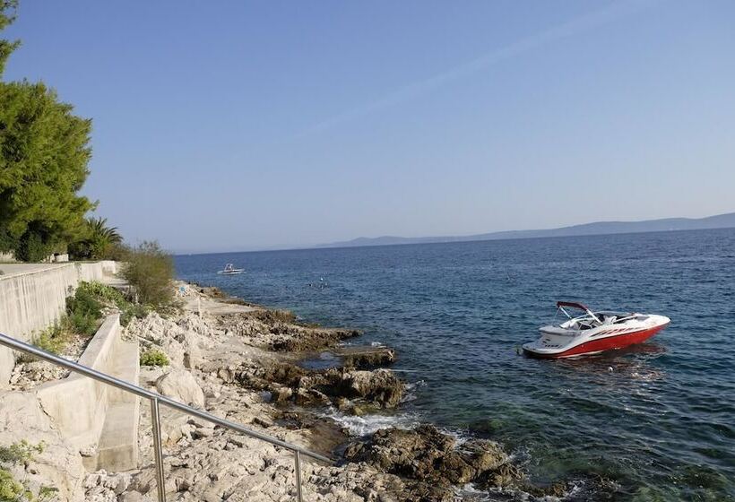 Apartments Duje O.gornji