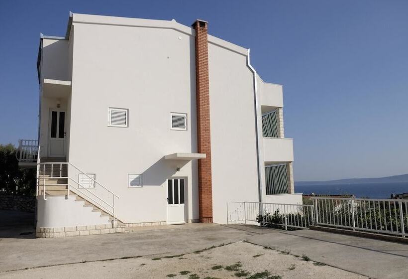 Apartments Duje O.gornji