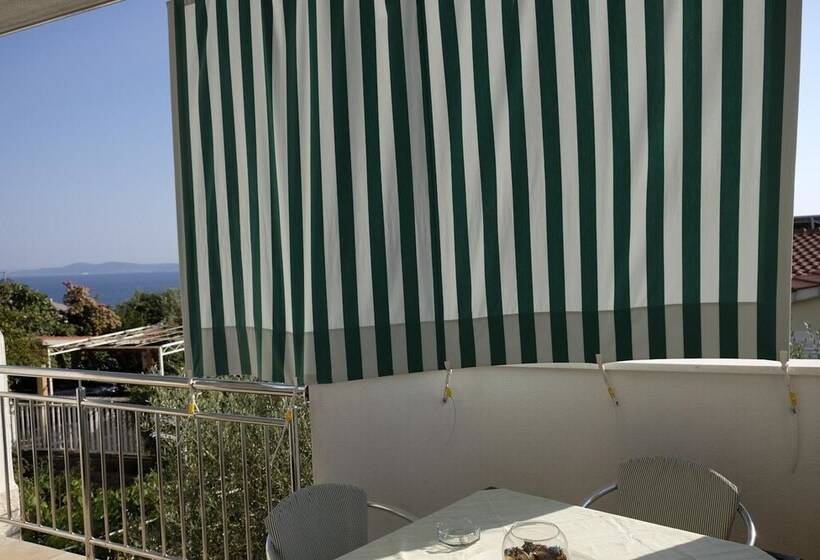 Apartments Duje O.gornji