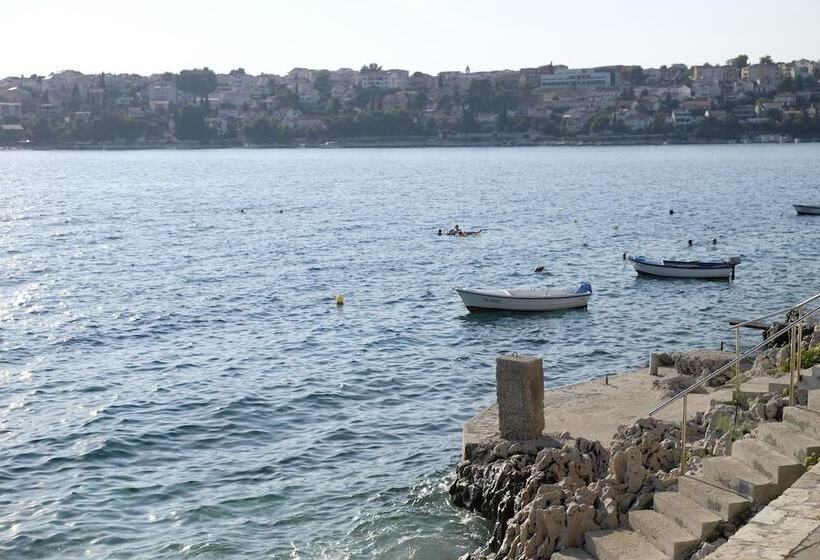 Apartments Duje O.gornji