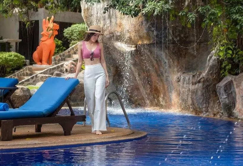 Club Bamboo Boutique Patong Beach Resort