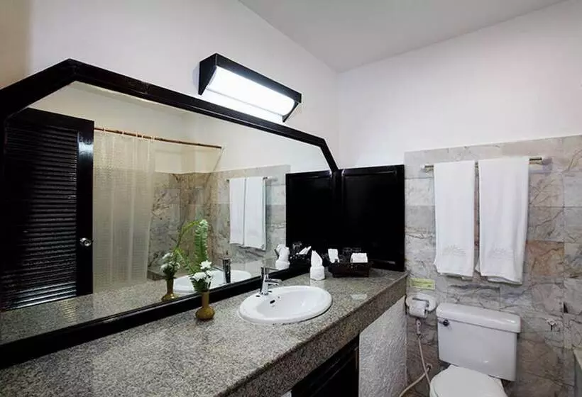 Club Bamboo Boutique Patong Beach Resort