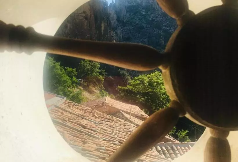 簡易ホテル De La Trucha