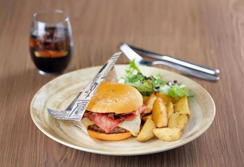 Ac Hotel Alcalá De Henares By Marriott