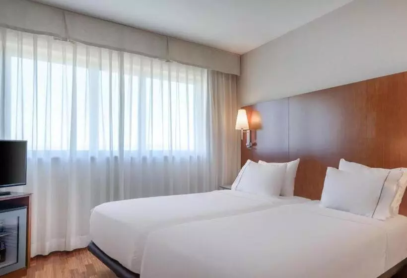 Ac Hotel Alcalá De Henares By Marriott