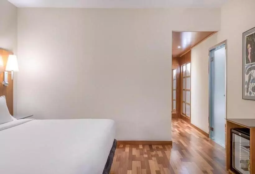 Ac Hotel Alcalá De Henares By Marriott