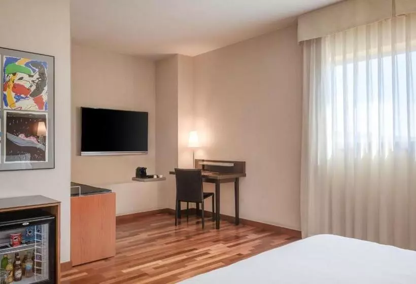 Ac Hotel Alcalá De Henares By Marriott