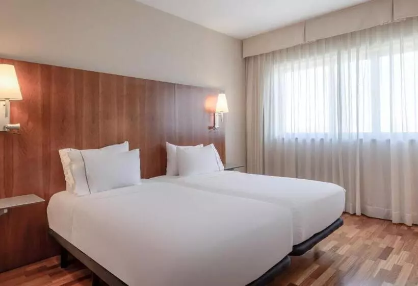 Ac Hotel Alcalá De Henares By Marriott