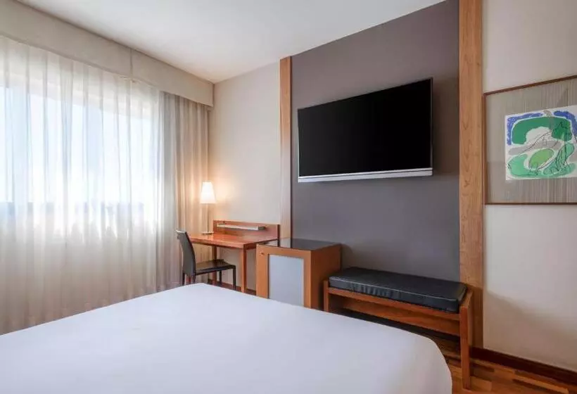 Ac Hotel Alcalá De Henares By Marriott