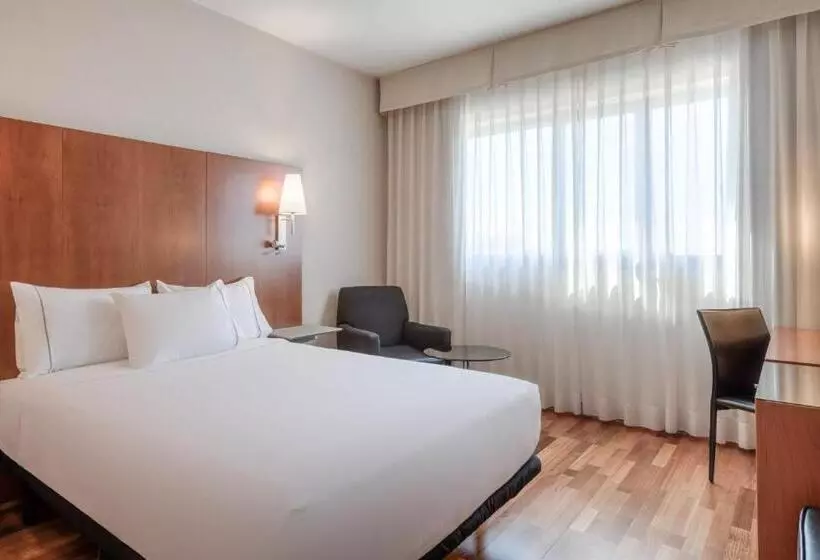 Ac Hotel Alcalá De Henares By Marriott