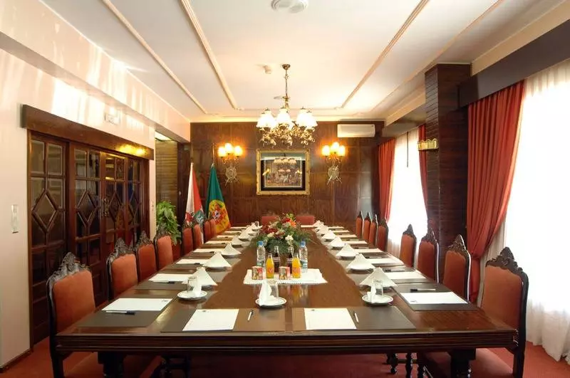 هتل Afonso V & Spa