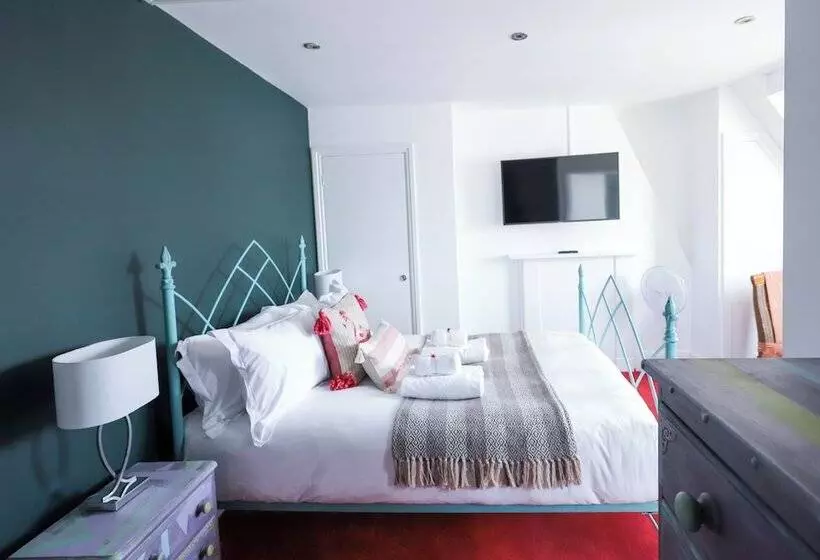 هتل The Cavalaire