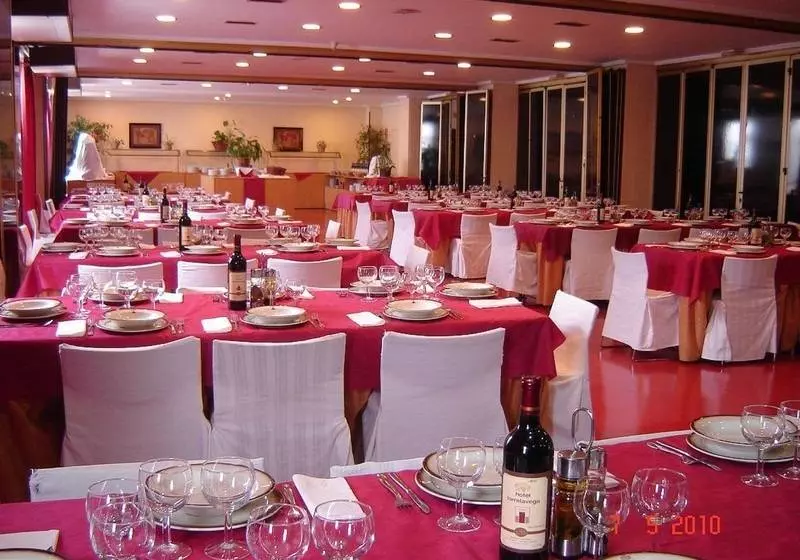 ホテル Faranda Express Torrelavega