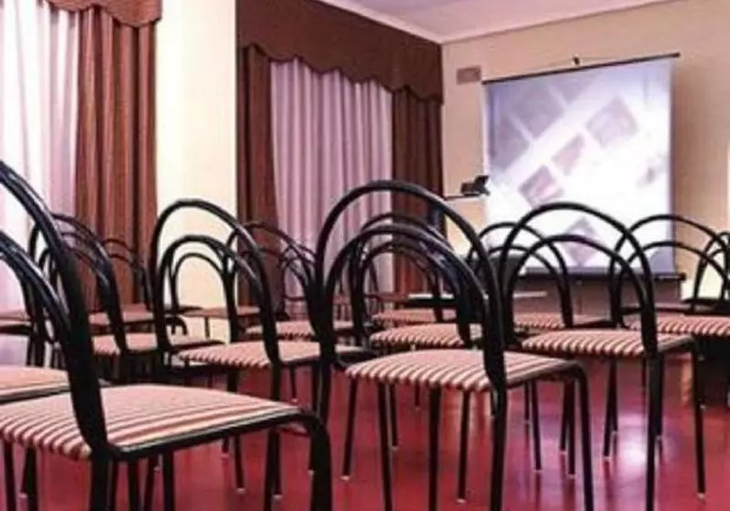 ホテル Faranda Express Torrelavega