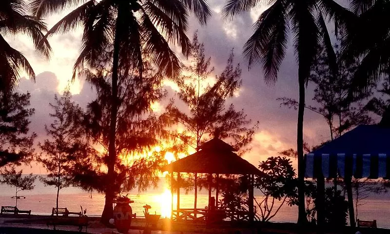 酒店 Golden Clove Beach Resort & Spa