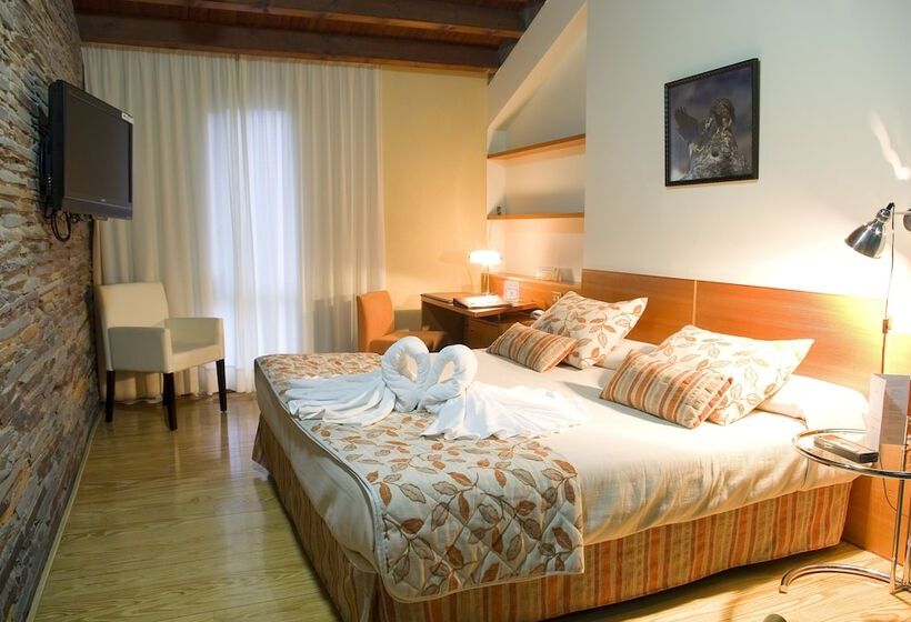 فندق Hospederia Parque De Monfragüe