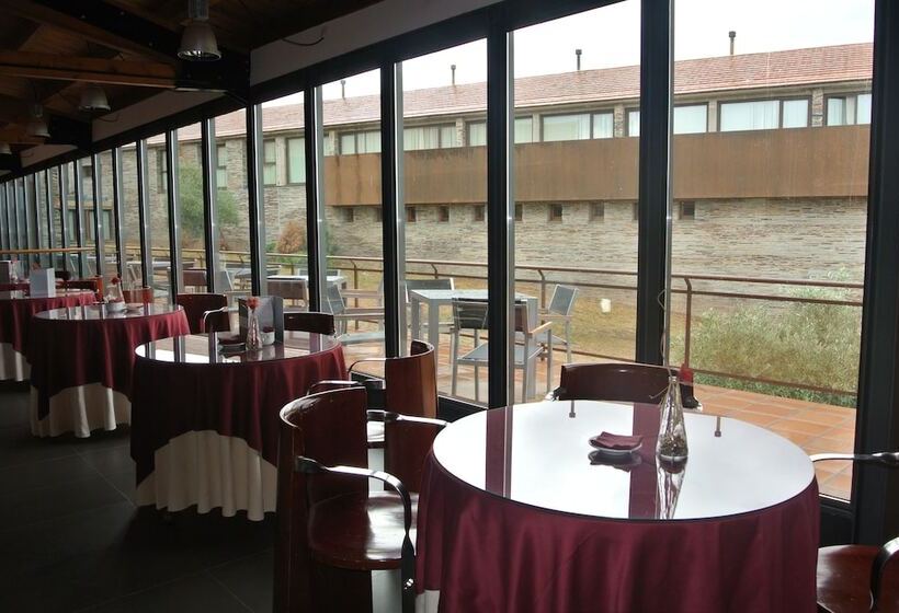 فندق Hospederia Parque De Monfragüe