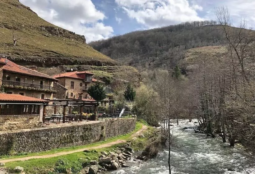 Hotel Jardin De Carrejo