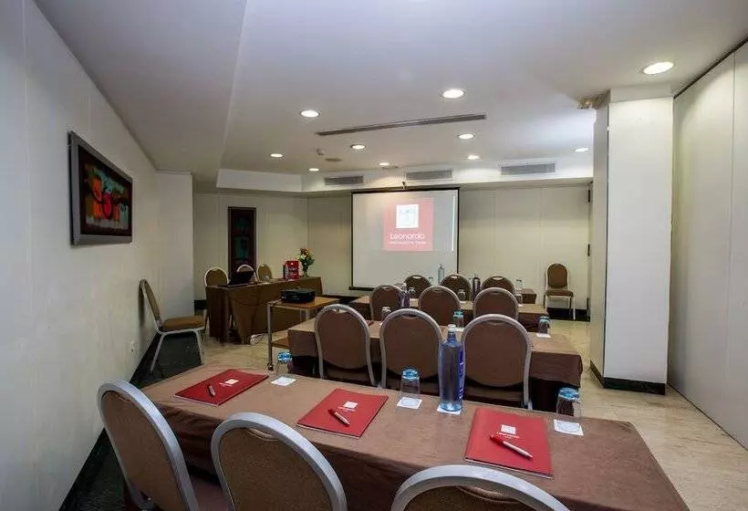 Leonardo Hotel Madrid City Center