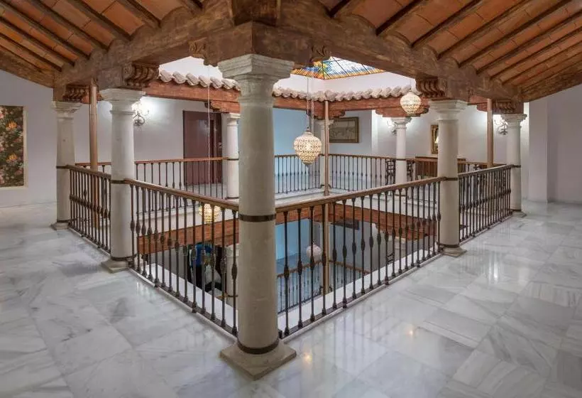 Hotel Maria De Molina