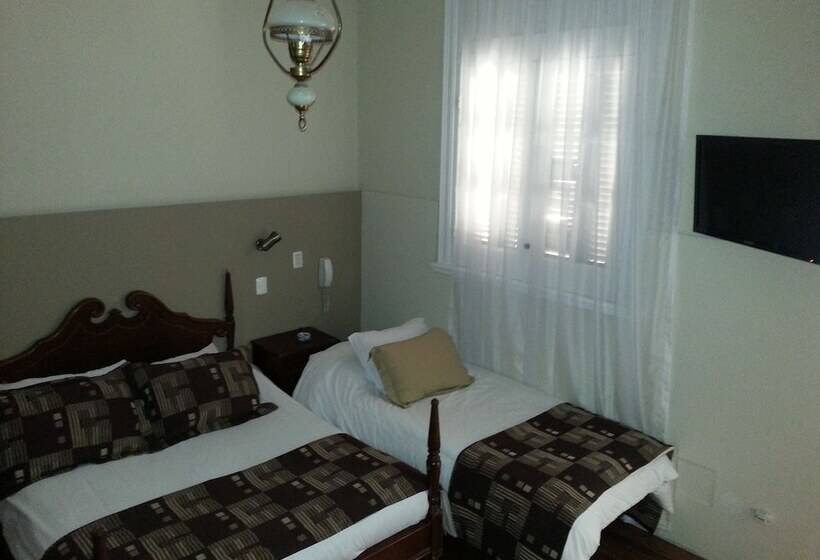 ホテル New Arapey