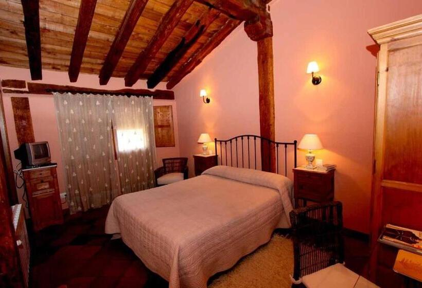 فندق ريفى Casona De Espirdo