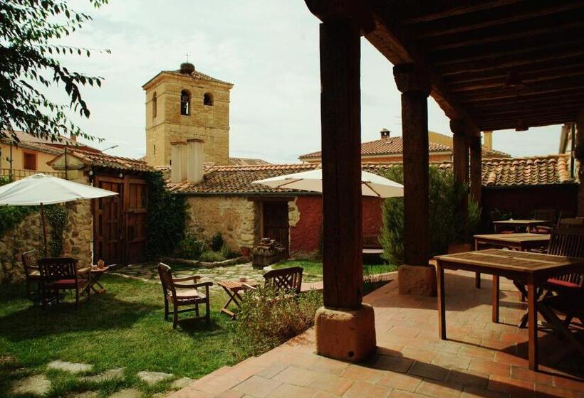 فندق ريفى Casona De Espirdo