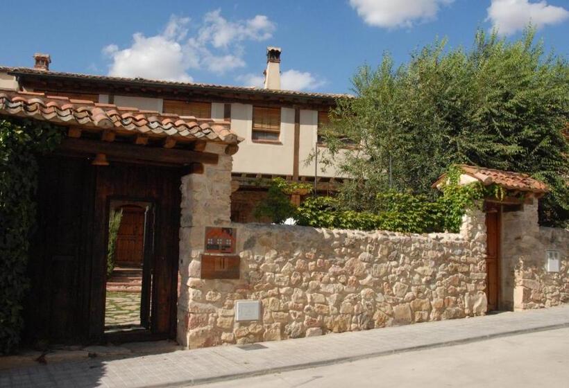 فندق ريفى Casona De Espirdo