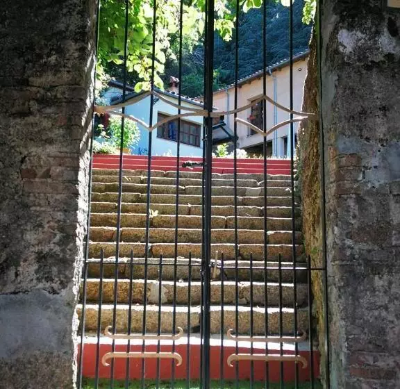 فندق ريفى El Jardin Del Conde