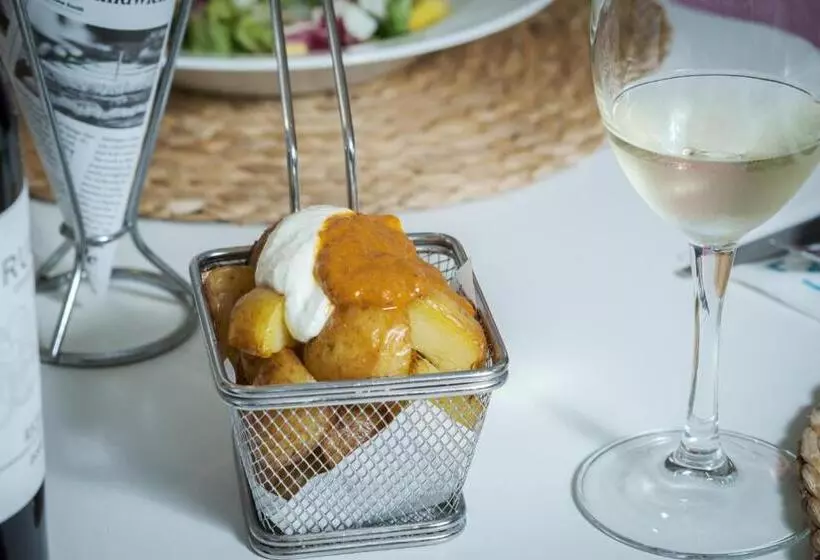 Tres Torres Atiram Hotels