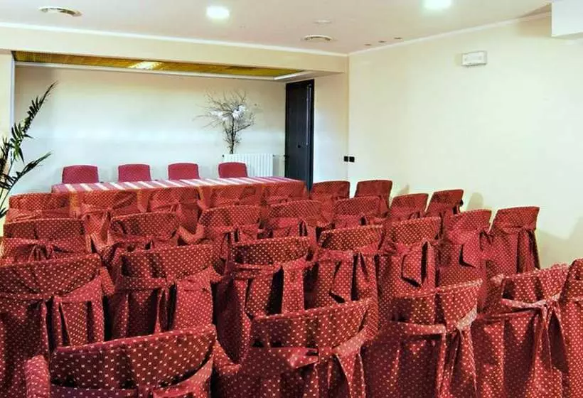 Yachting Hotel Mistral