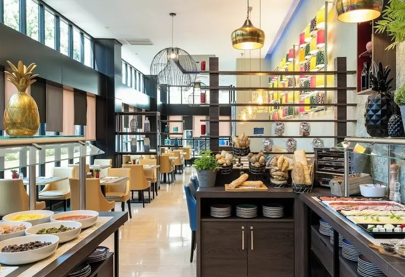 Leonardo Hotel Madrid City Center