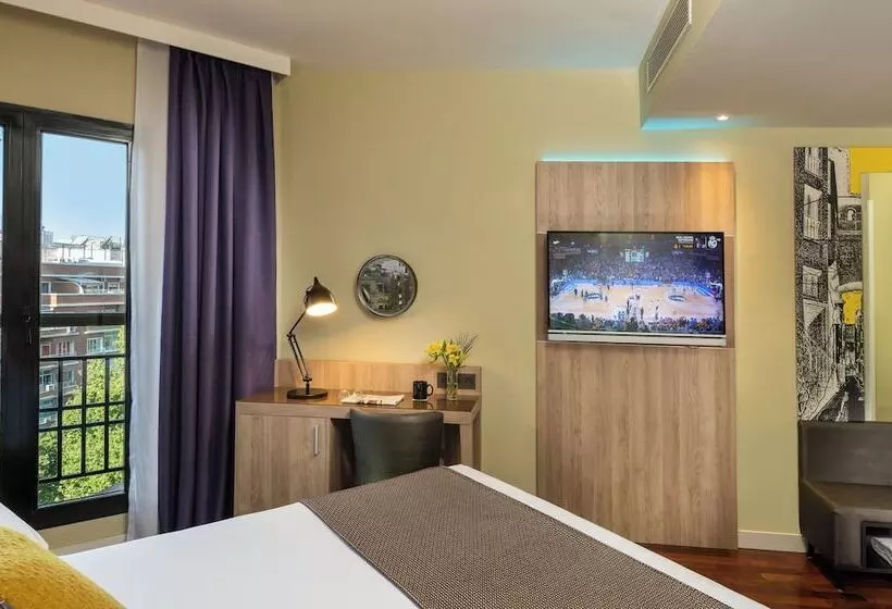 Leonardo Hotel Madrid City Center